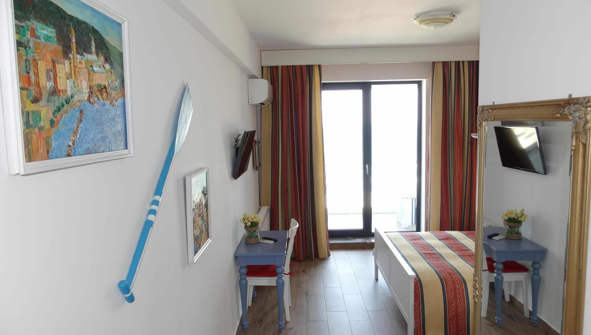 Bluemarina Apartamente Mamaia Exterior foto